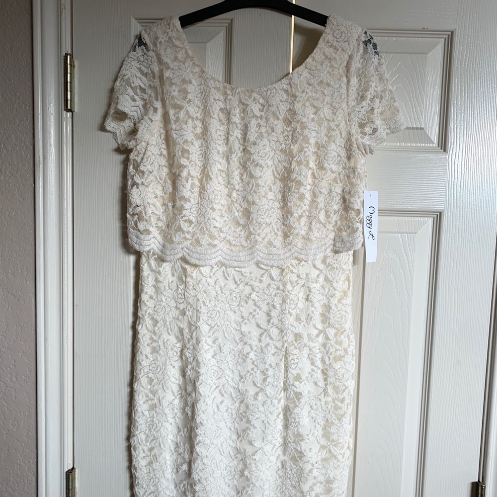 White, lace, layered, mid-length dress